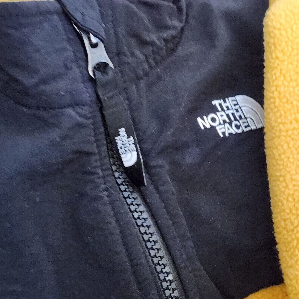 The North‎ Face Fleece Jacket Infant Unisex Size 3-6 months Winter Skiing Snow - Picture 4 of 9